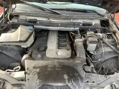 Veículo de Sucata bmw x5 (e53) 3.0d do ano 2001 alimentado m57
