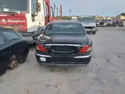 Scrapping Vehicle jaguar x-type 2.0 d classic of the year 2001 powered d/6b