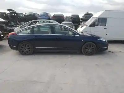 Sloopvoertuig citroen c6 básico van het jaar 2001 aangedreven 