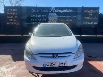 Sloopvoertuig PEUGEOT 307 BERLINA (S2) GT van het jaar 2001 aangedreven RHY