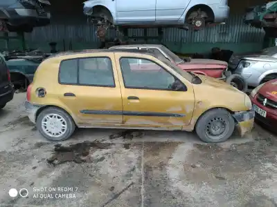 Здавання транспортного засобу RENAULT CLIO II FASE I (B/CBO) 1.9 D Alize року 2001 потужний D/F8Q K6