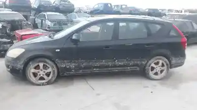 Здавання транспортного засобу kia cee'd fastback (ed) 1.6 crdi 115 року 2001 потужний 