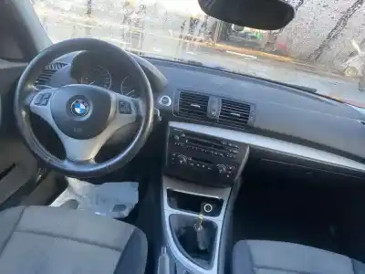 Veículo de Sucata bmw serie 1 berlina (e81/e87) 118i do ano 2001 alimentado n43b20a