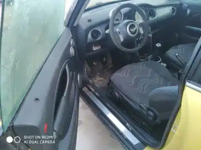 Здавання транспортного засобу mini mini (r50, r53) cooper s року 2001 потужний 