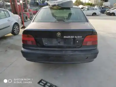 Hurda Aracı bmw serie 5 berlina (e39) 525tds yılın 2001 güçlü 256t1