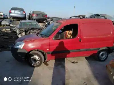 Sloopvoertuig peugeot partner (s2) combi plus van het jaar 2001 aangedreven 9hw