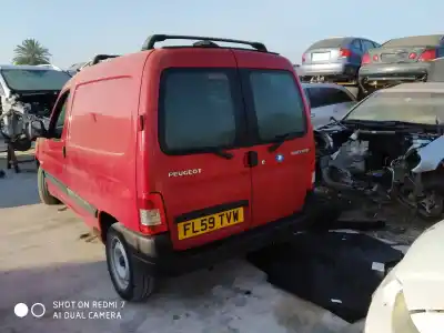 Sloopvoertuig peugeot partner (s2) combi plus van het jaar 2001 aangedreven 9hw