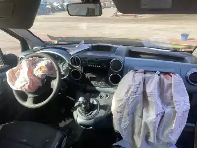 Veículo de Sucata citroen berlingo cuadro sx do ano 2001 alimentado 9hz