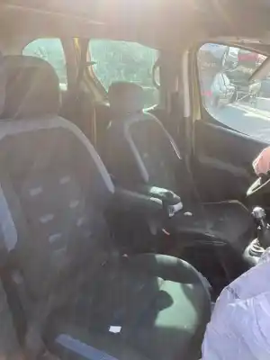 Veículo de Sucata citroen berlingo cuadro sx do ano 2001 alimentado 9hz