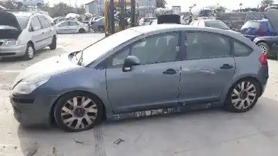 Sloopvoertuig citroen c4 berlina collection van het jaar 2001 aangedreven d-9hx