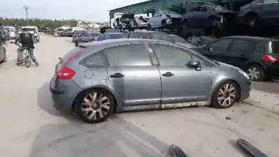 Sloopvoertuig citroen c4 berlina collection van het jaar 2001 aangedreven d-9hx