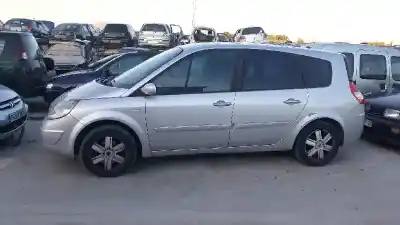 Scrapping Vehicle renault scenic ii (jm) 1.9 grand confort dynamique [1.9 ltr. - 96 kw dci diesel] of the year 2001 powered f9qe8