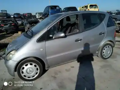 Здавання транспортного засобу mercedes-benz clase a (w168) a 140 (168.031, 168.131) року 2001 потужний 166940