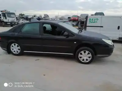 Veículo de Sucata citroen c5 berlina 2.2 hdi fap do ano 2001 alimentado 