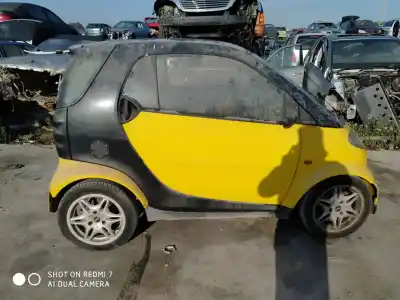 Sloopvoertuig smart coupe pure van het jaar 2001 aangedreven g-mc01b01