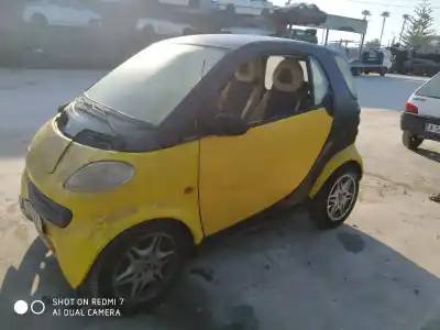 Sloopvoertuig smart coupe pure van het jaar 2001 aangedreven g-mc01b01