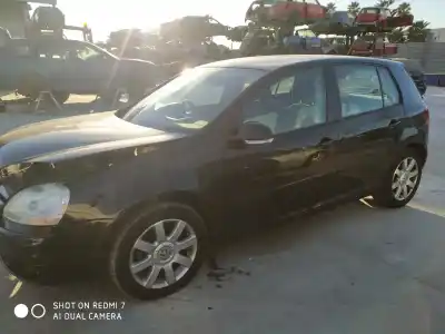 Veículo de Sucata volkswagen golf v berlina (1k1) conceptline (e) do ano 2001 alimentado bkd