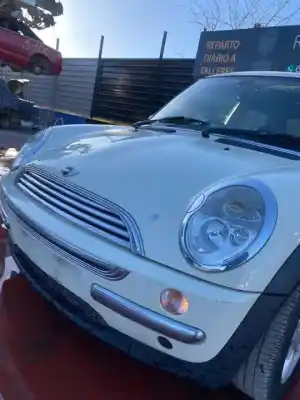 Scrapping Vehicle mini                                               mini (r50, r53)                                                                                                                                                                                                                                            cooper of the year 2001 powered w10b16d