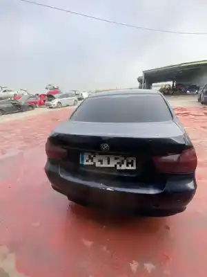 Veículo de Sucata bmw serie 3 berlina (e90) 318d do ano 2001 alimentado n47d20c