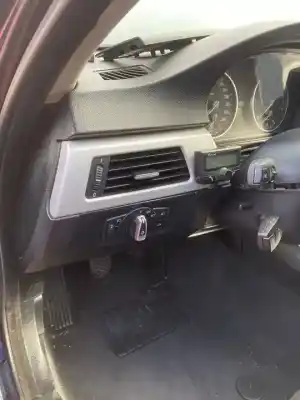 Veículo de Sucata bmw serie 3 berlina (e90) 318d do ano 2001 alimentado n47d20c