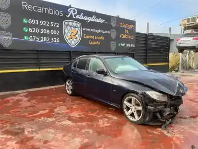 Veículo de Sucata bmw serie 3 berlina (e90) 318d do ano 2001 alimentado n47d20c