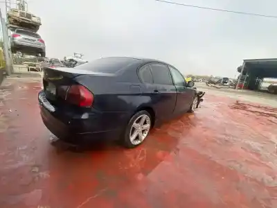Veículo de Sucata bmw serie 3 berlina (e90) 318d do ano 2001 alimentado n47d20c