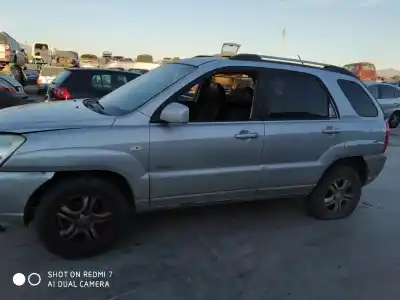 Scrapping Vehicle kia sportage lx 4x4 of the year 2001 powered d4eav