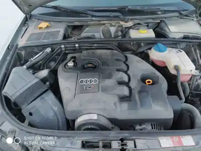 Veículo de Sucata audi a4 berlina (8e) 1.9 tdi (96kw) do ano 2001 alimentado 