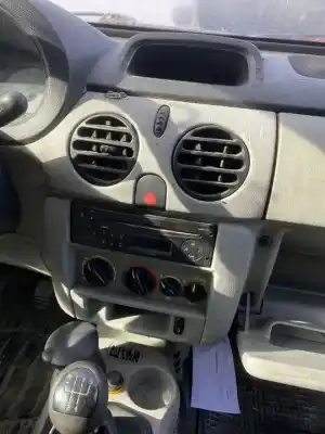 Здавання транспортного засобу renault kangoo (f/kc0) authentique року 2001 потужний k9k704