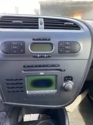 Scrapping Vehicle seat leon (1p1) 2.0 tdi 16v of the year 2001 powered bkd