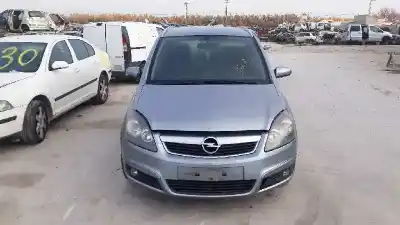 Veículo de Sucata opel zafira b enjoy do ano 2001 alimentado z19dt