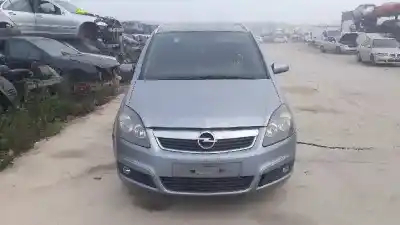 Veículo de Sucata opel zafira b enjoy do ano 2001 alimentado z19dt