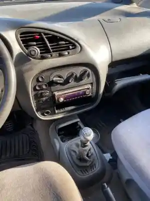 Scrapping Vehicle ford galaxy (vx) clx of the year 2001 powered afn