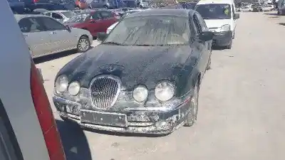 Scrapping Vehicle jaguar s-type 4.0 v8 32v cat of the year 2001 powered 