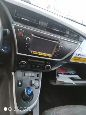 Veículo de Sucata TOYOTA AURIS Hybrid Active do ano 2013 alimentado 2ZR