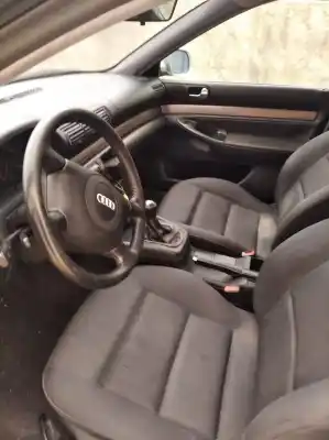 Vehicul casat audi a4 berlina (b5) 1.9 tdi al anului 2001 alimentat afn