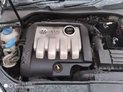 Утилизация автомобиля VOLKSWAGEN JETTA (1K2) Trendline года 2001 питание BXE