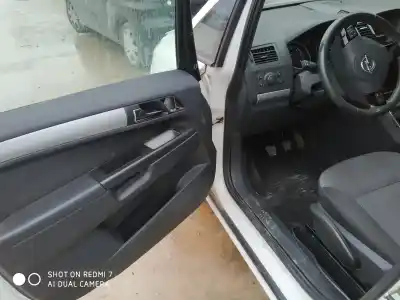 Sloopvoertuig opel zafira b family van het jaar 2013 aangedreven a17dtr