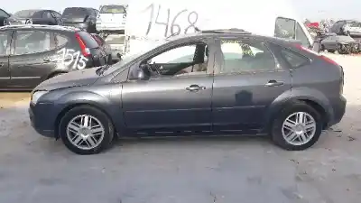 Veículo de Sucata ford focus berlina (cap) ambiente (d) do ano 2001 alimentado 8da