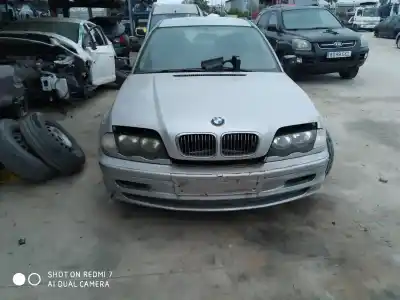 Veículo de Sucata bmw serie 3 berlina (e46) 320d do ano 2001 alimentado 20 4d 1 d