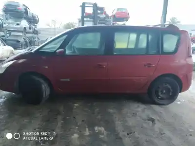 Здавання транспортного засобу renault espace iv (jk0) grand espace expression року 2001 потужний 