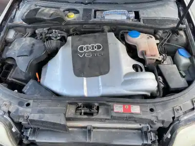 Veículo de Sucata AUDI A6 BERLINA (4B2) 2.5 TDI do ano 2001 alimentado BDG