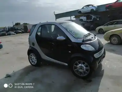 Veículo de Sucata smart coupe edition bluemotion do ano 2001 alimentado o 12