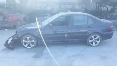 Veículo de Sucata BMW SERIE 3 BERLINA (E46) 320d do ano 2001 alimentado 
