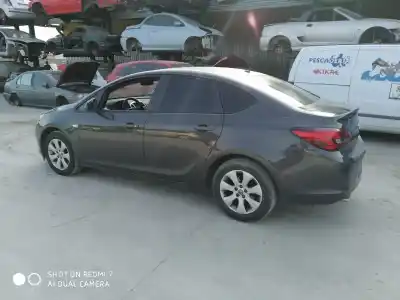 Здавання транспортного засобу opel astra j (p10) 1.4 turbo (68) року 2014 потужний 