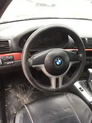 Veículo de Sucata bmw serie 3 berlina (e46) 320d do ano 2001 alimentado 204d4