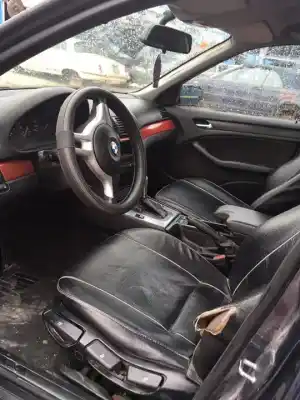 Veículo de Sucata bmw serie 3 berlina (e46) 320d do ano 2001 alimentado 204d4