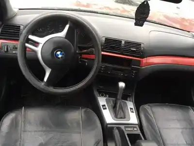 Veículo de Sucata bmw serie 3 berlina (e46) 320d do ano 2001 alimentado 204d4