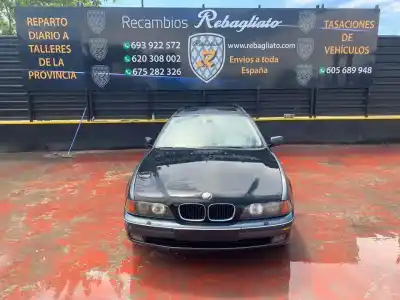 Scrapping Vehicle bmw serie 5 touring (e39) 523i of the year 2001 powered m52tu