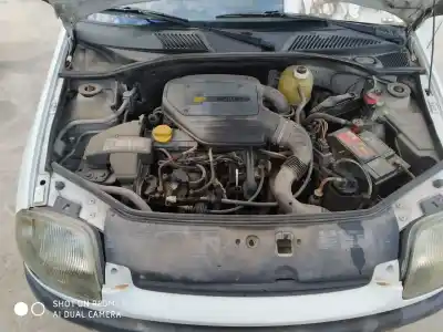 Здавання транспортного засобу renault clio ii fase i (b/cbo) 1.9 d alize року 2001 потужний d-f8q k6